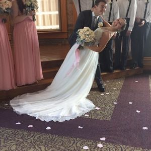 Meet your Posher, Claudia